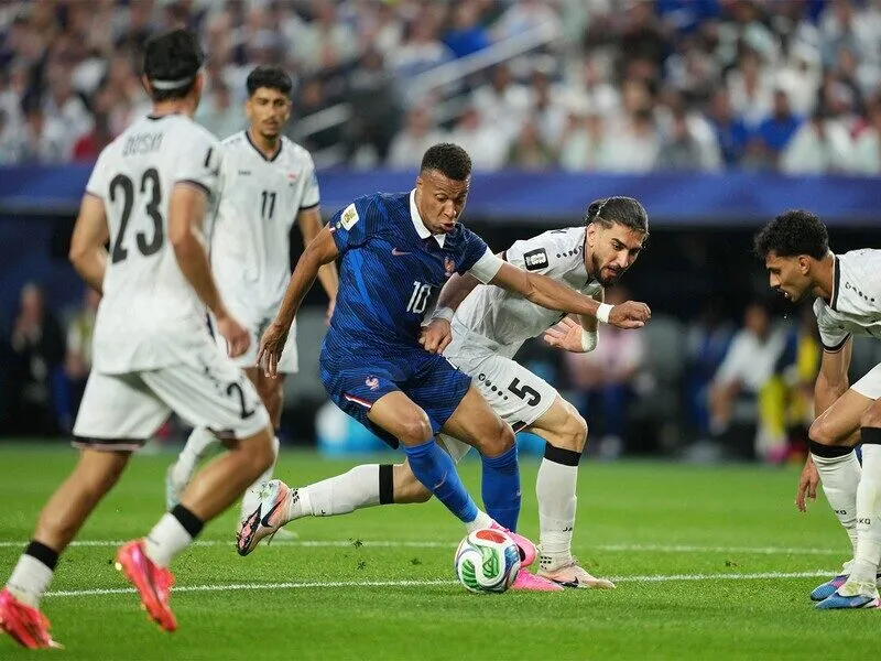 Mbappe thực sự đang trở thành cỗ máy pressing của tuyển Pháp