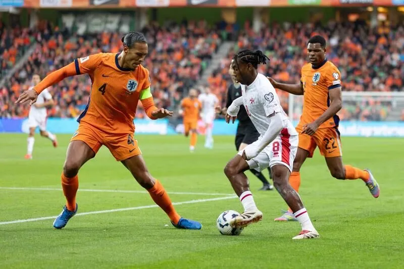 Hà Lan vs Algeria - Bài toán nhân sự của Ronald Koeman