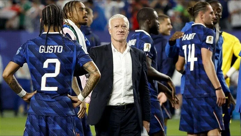 Deschamps quyết định thay đổi sau trận gặp Senegal